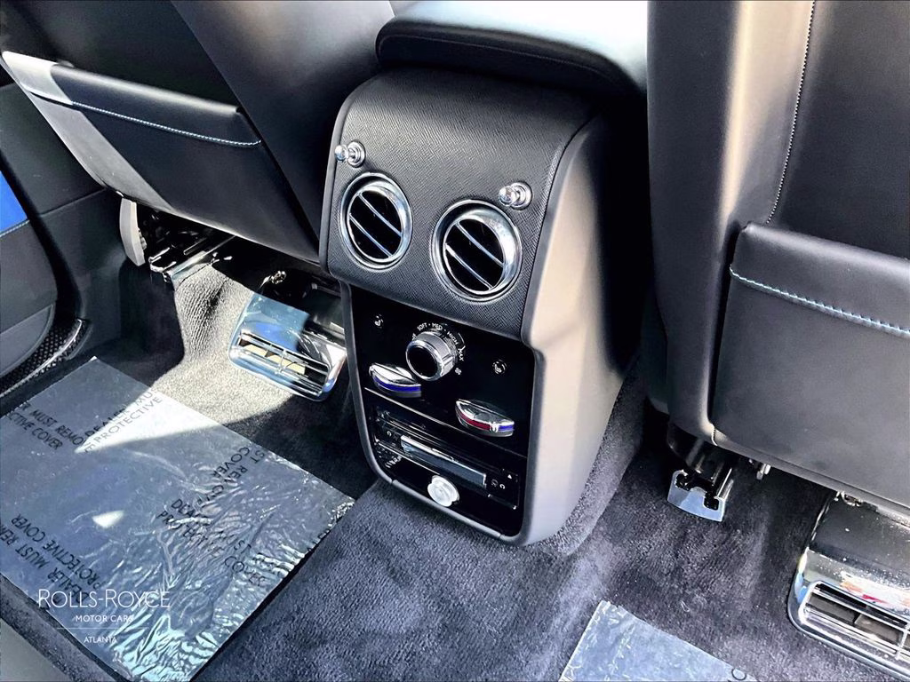 mph030_3725390611_slatv8c07nu214094_2022_rolls_royce_cullinan_black_badge_black_diamond_31_113662_1489a0017e