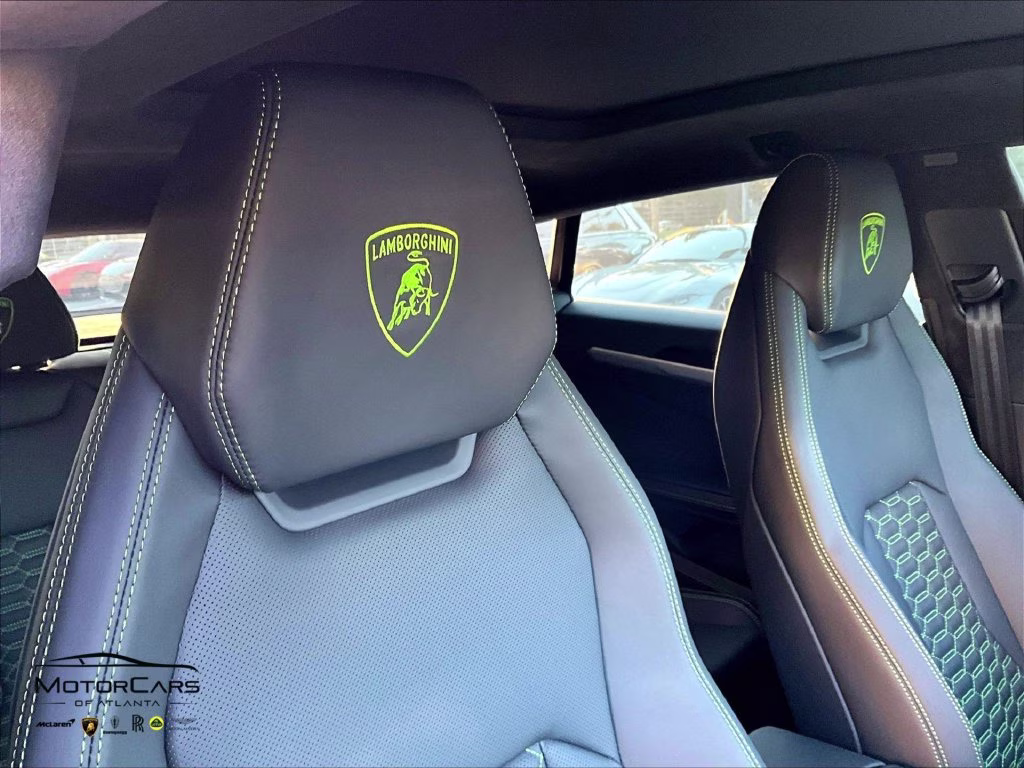 mph030_3766913524_zpbub3zl6rla32210_2024_lamborghini_urus_s_verde_mantis_metallic_31_114438_63d48956a4