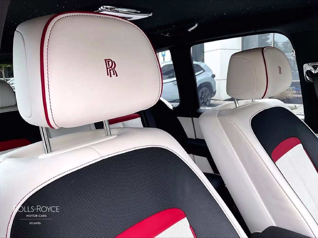 mph030_4132267157_slatv4c0xru222205_2024_rolls_royce_cullinan_arctic_white_31_114232_e1c4883a74