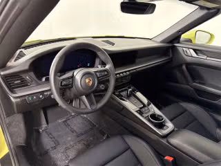 mph036_1797101379_320_5b7ef49cca