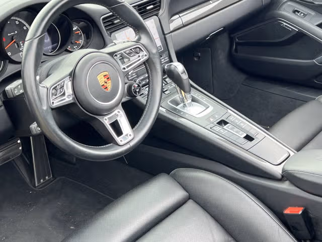 mph037_1065994590_640_66935b99da