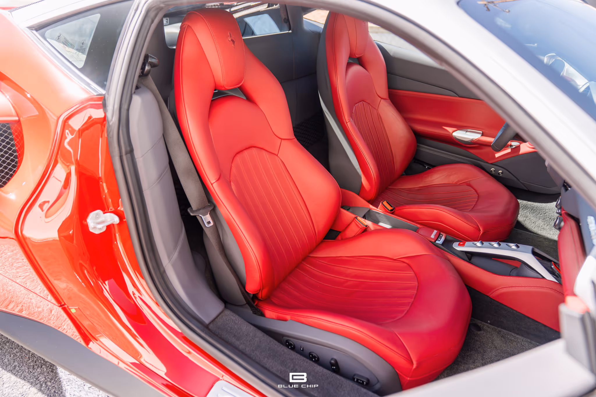 mph045_1484796088_67f5afe81b08fd4e705c8ae0_BC_488_GTB_70th_Silver_Roof_114_d73c16db84