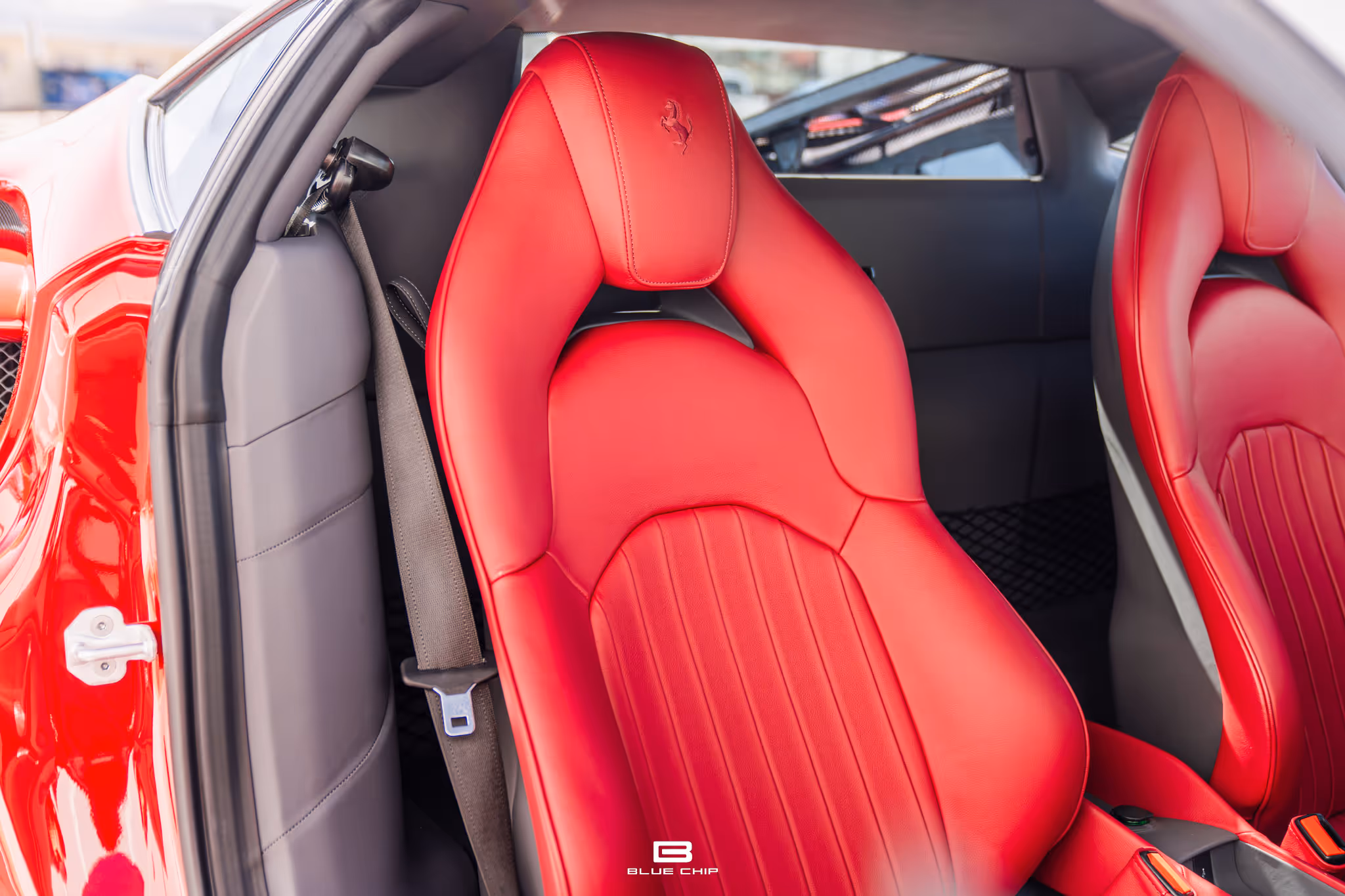 mph046_2626217316_67f5afeccbbfb675eb9546c6_BC_488_GTB_70th_Silver_Roof_113_4e39a05a75