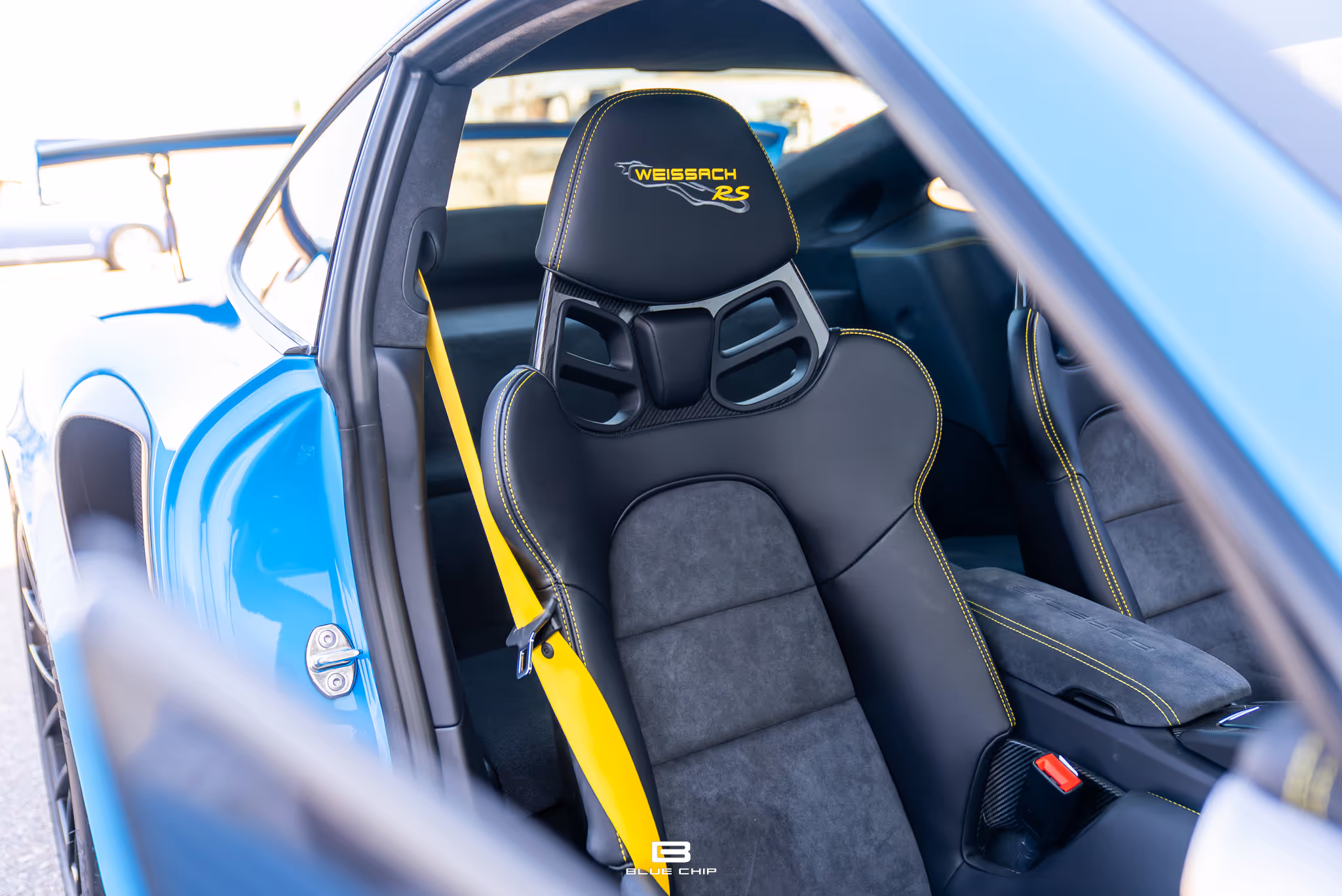 mph062_1744997717_67dc64c6b550812cf6adbb27_BC_GT_2_RS_Mexico_Blue_205_3690277b11