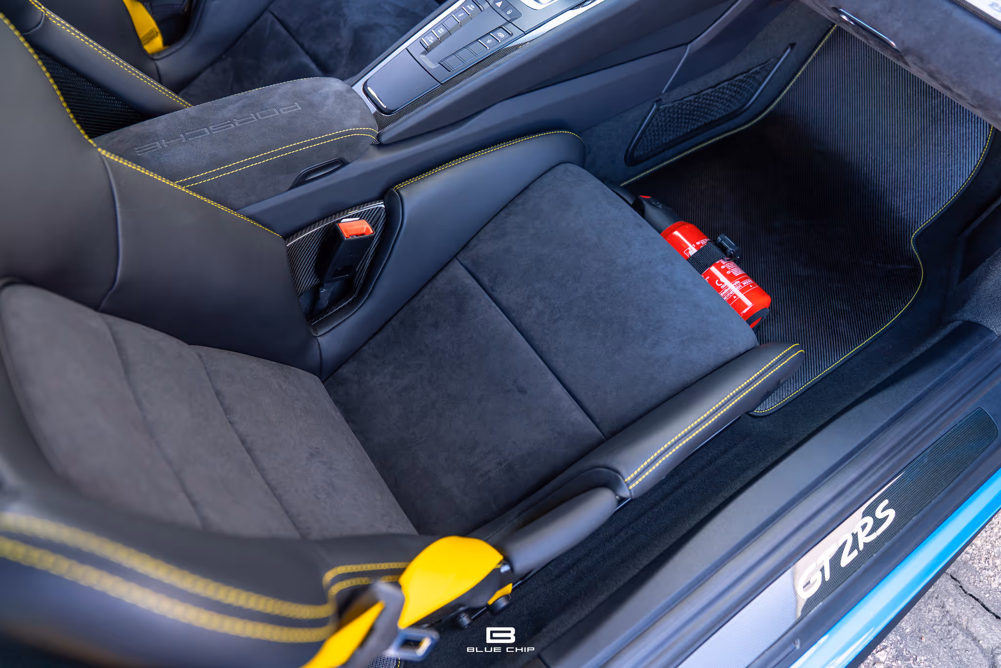 mph064_1167715776_67dc64cd1c693e80131bdd17_BC_GT_2_RS_Mexico_Blue_207_d3088e65a6