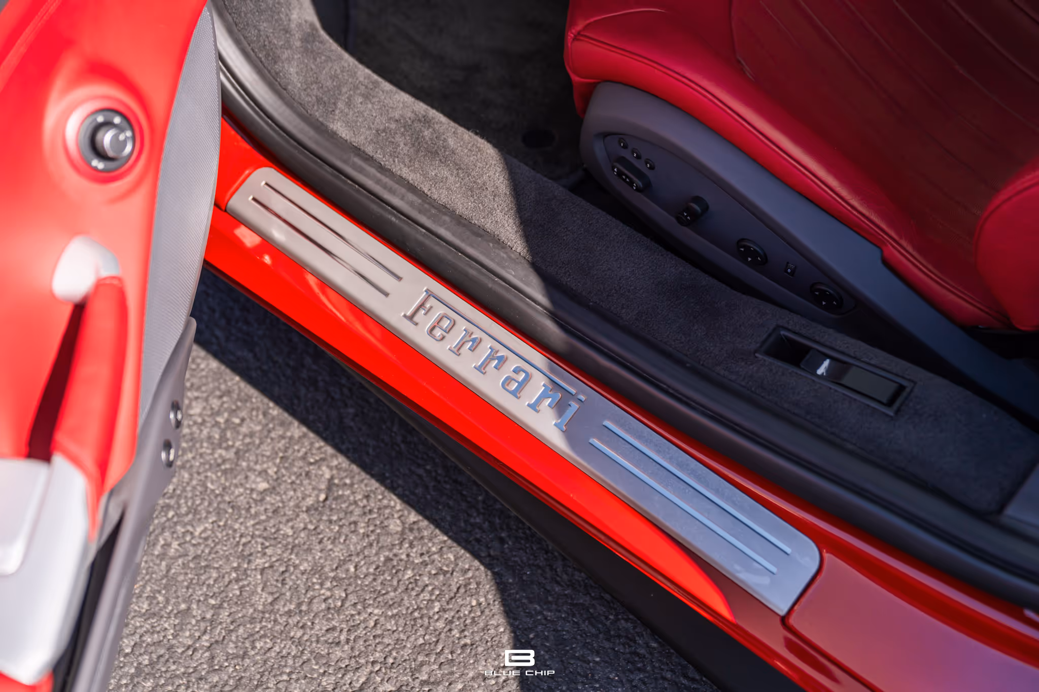 mph067_184292086_67f5b08d3b5ad6739e7abc0a_BC_488_GTB_70th_Silver_Roof_133_128ab0dac0