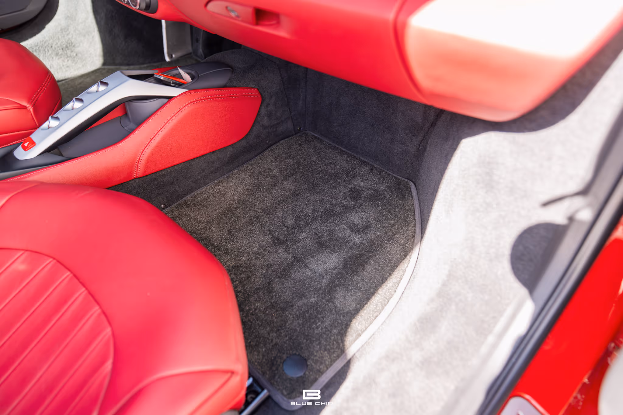 mph068_446880234_67f5b092954102bcb489402f_BC_488_GTB_70th_Silver_Roof_112_3ce5ca7418