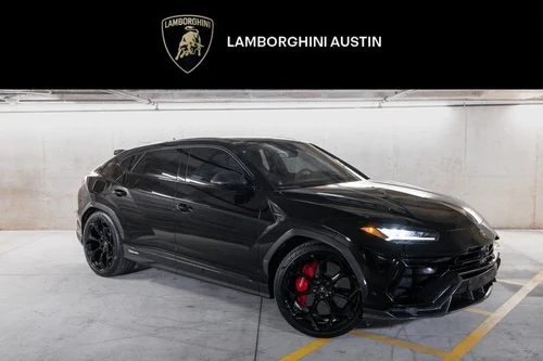 
           
        2023 Lamborghini Urus