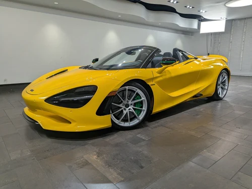 
           New 
        2026 McLaren 750S Spider