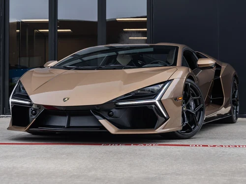 
           New 
        2026 Lamborghini Revuelto Base
