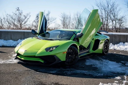 
           
        2016 Lamborghini Aventador