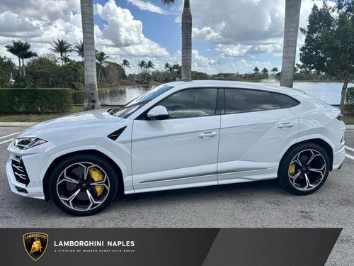 
           
        2020 Lamborghini Urus