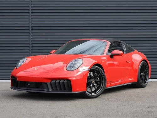 
           
        2026 Porsche 911 4 GTS