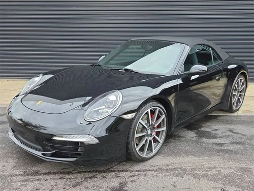 
           
        2012 Porsche 911
