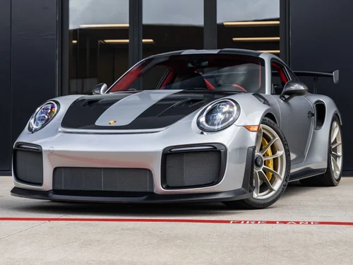 
           
        2018 Porsche 911 GT2 RS