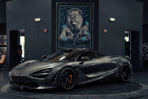
           
        2018 McLaren 720S Performance Full Carbon