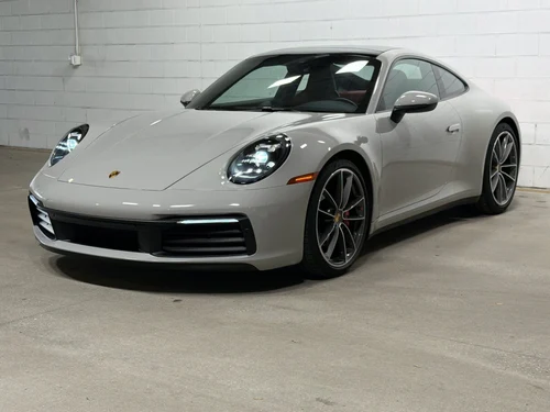 
           
        2021 Porsche 911 Carrera
