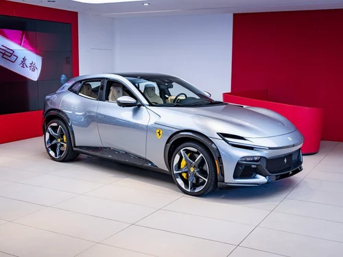 
           
        2025 Ferrari Purosangue Base