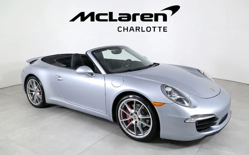 
           
        2015 Porsche 911