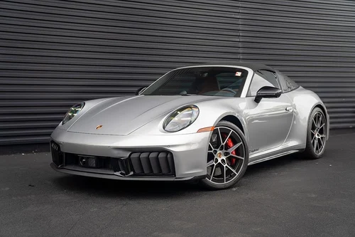 
           
        2026 Porsche 911 Targa 4 GTS