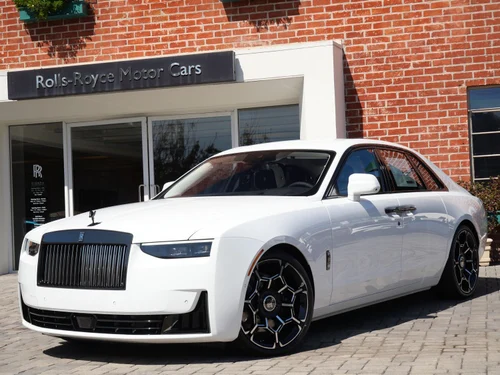 
           New 
        2027 Rolls-Royce Ghost