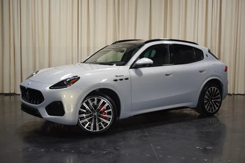
           New 
        2024 Maserati Grecale