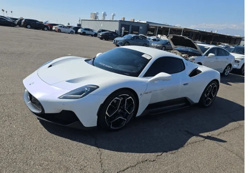 
           
        2022 Maserati MC20 Base