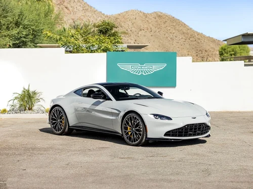 
           
        2023 Aston Martin VANTAGE V8