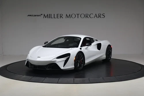 2023 McLaren ARTURA TECHLUX