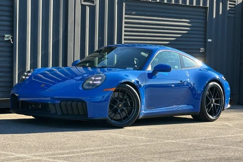
           
        2026 Porsche 911 Carrera 4 GTS