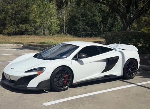 
           
        2016 McLaren 675LT