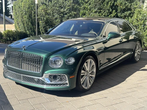 
           
        2023 Bentley Flying Spur Mulliner W12