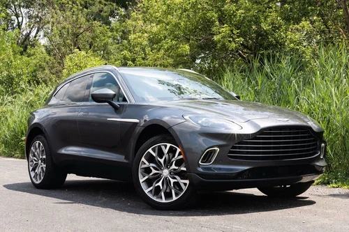 
           
        2022 Aston Martin DBX Base