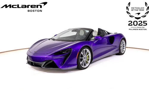 
           New 
        2025 McLaren Artura