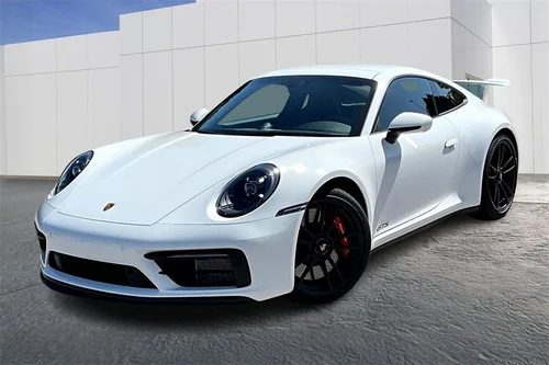 2024 Porsche 911 Carrera 4 GTS