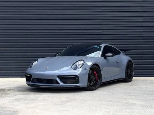 
           
        2023 Porsche 911
