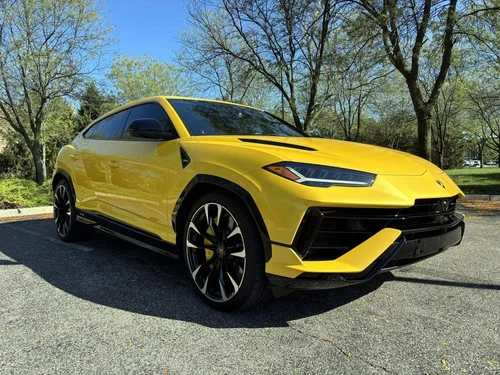 
           
        2024 Lamborghini Urus S