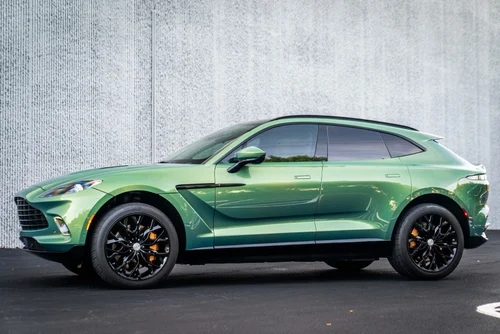 
           
        2021 Aston Martin DBX Special Commission Arden Green paint