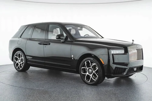 
           New 
        2025 Rolls-Royce Black Badge Cullinan