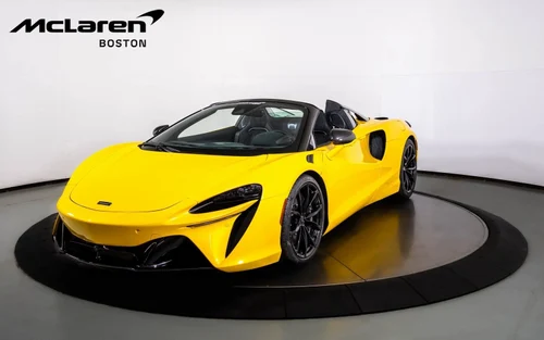 
           New 
        2025 McLaren Artura