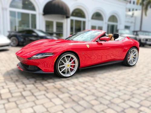 
           
        2025 Ferrari Roma