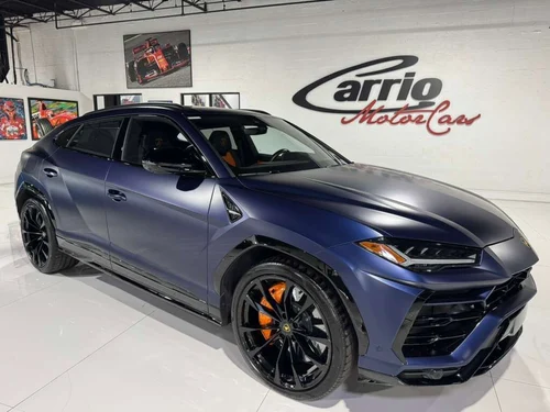 
           
        2022 Lamborghini Urus