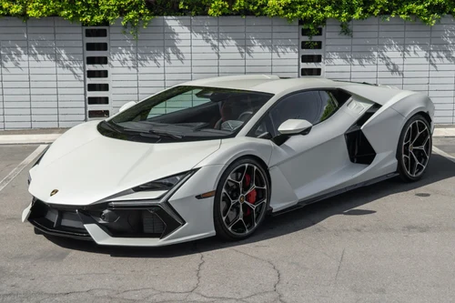 
           
        2024 Lamborghini Revuelto