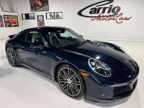 
           
        2018 Porsche 911 Carrera
