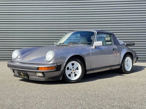 
           
        1988 Porsche 911 Carrera