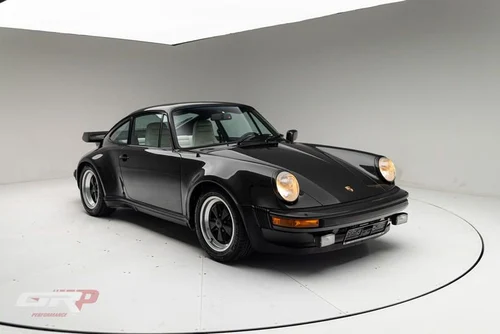 
           
        1981 Porsche 911