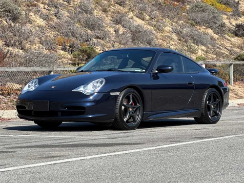 
           
        2003 Porsche 911