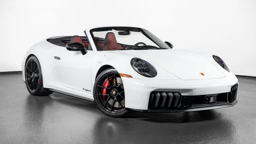 
           
        2025 Porsche 911
