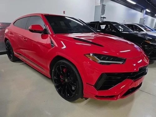 
           
        2023 Lamborghini Urus S