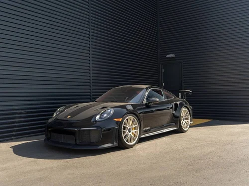 
           
        2018 Porsche 911 GT2 RS